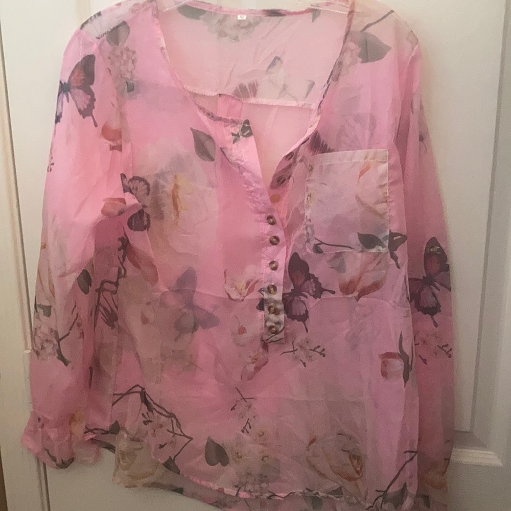 FINAL MARKDOWN Ladies’ Sheer Tunic-style Top (XL)